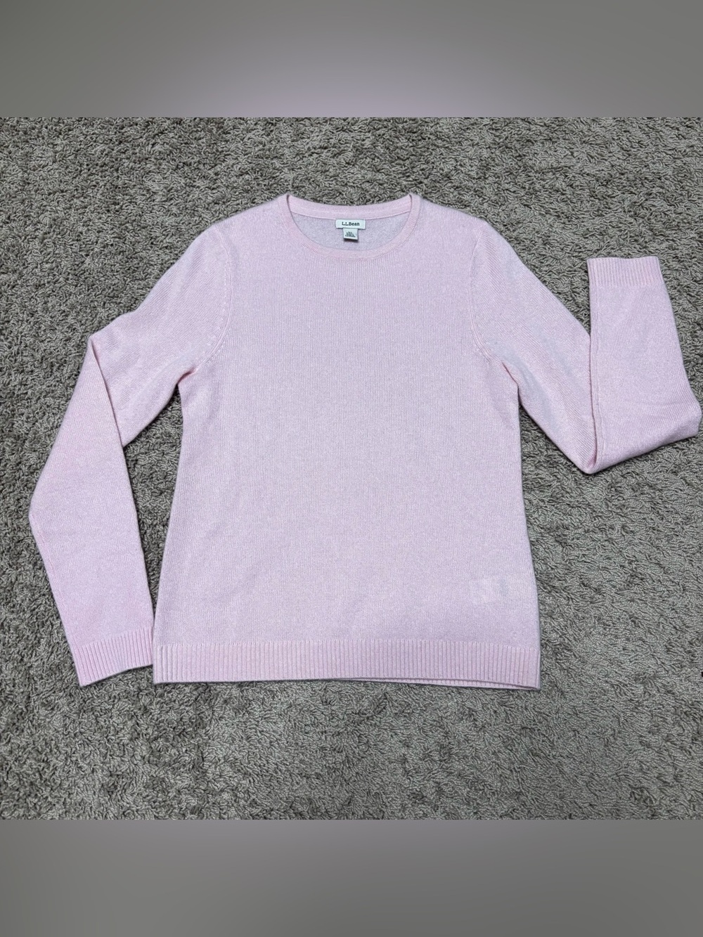 L.L. Bean Light Pink Crewneck 100% Cashmere Sweater women’s XS EUC feminine